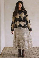 LONG SLEEVE DIAMOND-PATTERNED SWEATER
