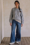 EMBROIDERED FLORAL SWEATER T0010