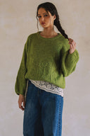 EMBROIDERED FLORAL SWEATER T0010